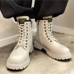 【大幅値下げ】ショート ブーツ 女性 レディース 厚底 23cm アイボリー