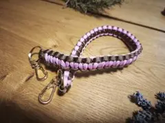 大人可愛い♡ パラコード ストラップ ハンドメイド 50cm（ピンク×ブラウン）