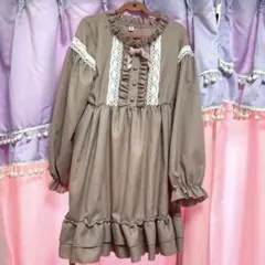 ロリータワンピース