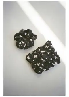 新品☆CLANE 田中みな実　先行予約特典ノベルティ　花柄シュシュ＆ポーチのサムネイル