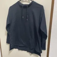 黒色　長袖トップスのサムネイル