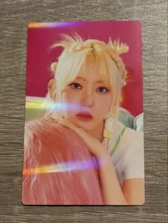 ルセラフィム CRAZY 2500枚限定 ホログラムトレカ サクラ