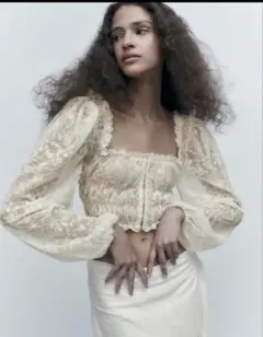 新品未使用！値札付き！ホワイト レース 長袖 ブラウス S ZARA