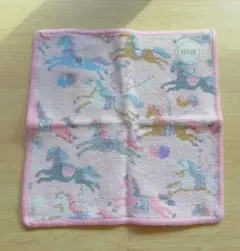 FEILER ピンク色馬柄タオルハンカチ 約25cm