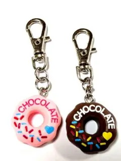 【ハンドメイド】ドーナツ型チャーム（ピンク・チョコレート）２点