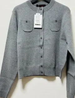 CABaN グレーのボタン付きカーディガン コットンカシミヤ ダブルボタンカーディガン （ニット・セーター