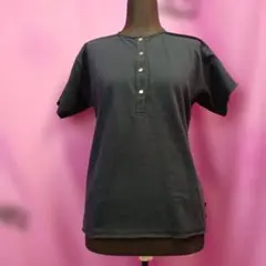 ♥️新品・タグ付き♥️【モノコムサ】カットソーのサムネイル