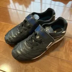 UMBRO ACCERATOR トレーニングシューズ 21cmのサムネイル