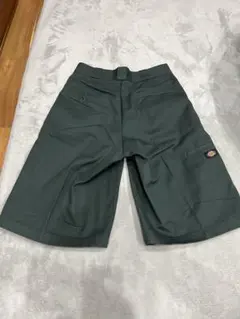 Dickies Loose Fit ショートパンツ ダークグリーン