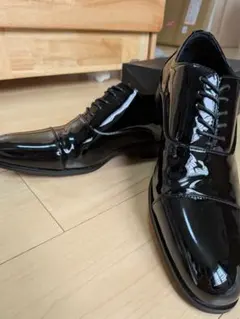 ブラック ドレスエナメルシューズ