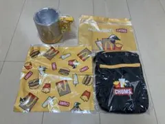 マクドナルド2023福袋　CHUMS