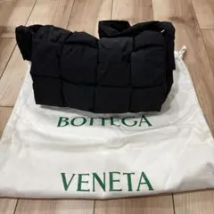 Bottega Veneta カセットバック　ブラックのサムネイル