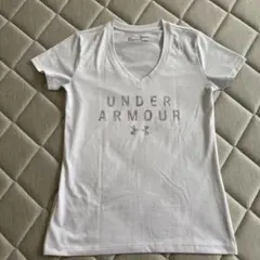 UNDER ARMOUR VネックTシャツ レディースのサムネイル