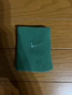 希少　Nike 緑色 リストバンド NBAロゴ