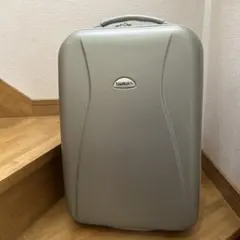 BIGHORN シルバー キャリーケース　機内持ち込み可能