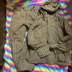 BURTON スノーボードウェア 子ども用 ベージュ ストライプ