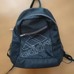 adidas キッズ リュック ブラックのサムネイル