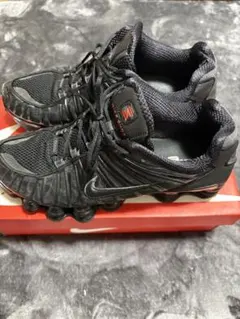 Nike Shox tl ブラック　スニーカー