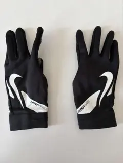 Nike Hyperwarm ブラック手袋 約22cmのサムネイル