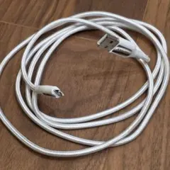 USB-AとMicro USBケーブル ホワイト 編組