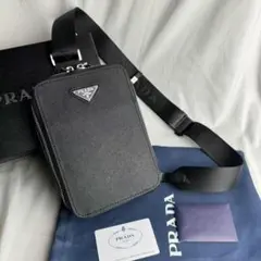 prada ショルダーバッグ