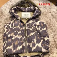 コーチCOACH：ダウンベスト