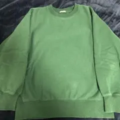 グリーン クルーネック トレーナー