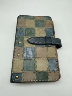 ❤️新品未使用❤️Freaks&co. パッチワークデザイン バイブル　システム手帳