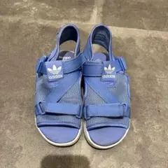 アディダス サンダル　ブルー　21センチ