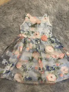 花柄スリーブレスドレス