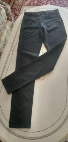 ユニクロ　ストレッチスキニー レギンスパンツ　ダークグレー　S