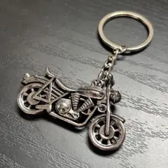 バイク モチーフ キーホルダー メタル製 シルバーカラー 雑貨のサムネイル