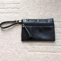 黒 合成皮革 ポーチ 水色内側 ストラップ付き