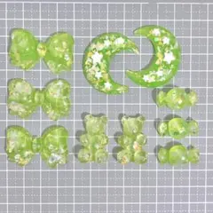 084 グリーン 緑 推し活 デコ ラメ パーツ 熊 リボン 月 まとめ売り