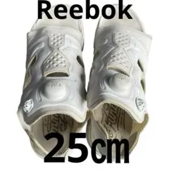 ポンプヒューリー　Reebok insta ホワイト スポーツサンダル　25㎝のサムネイル