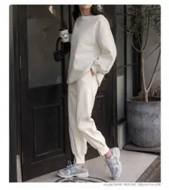 トップス レディース 長袖アイボリートレーナー