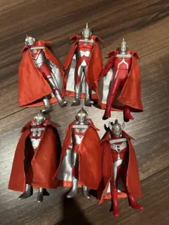 ウルトラマン　ソフビ　限定マント付きのサムネイル