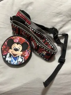 ディズニーランド　イマジニングザマジック　ミッキー　カメラストラップ