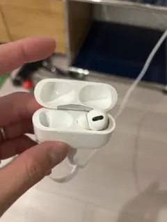 AirPods Pro 本体 ホワイト 充電ケース付き