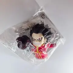 大人気アニメワンピース フィギュアキーホルダー ルフィ アミューズメント専用景品