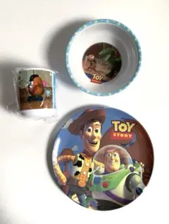 【未使用】トイストーリー 子供用の食器３点セット