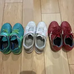 サッカースパイク 二足セット ASICS サッカー スパイク 2足セット - メルカリ
