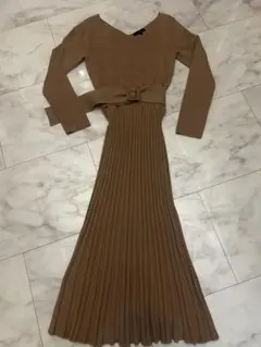 リエンダ⭐︎ベージュ　ニットワンピース 長袖