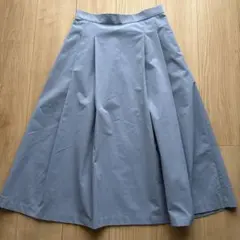 ユニクロ　ドライストレッチタックフレアスカート　ブルー　Mサイズ
