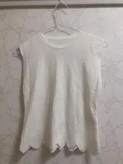 ホワイト ノースリーブ スカラップヘムのサムネイル