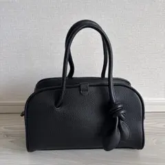 お値下げ！ジッパー付きハンドバッグ