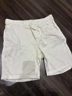 UNIQLO ホワイト ショートパンツ L