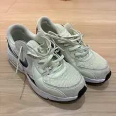 スニーカー 25.5