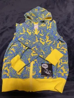 パーカー　110センチ　bit,z