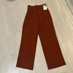 スラックスパンツ